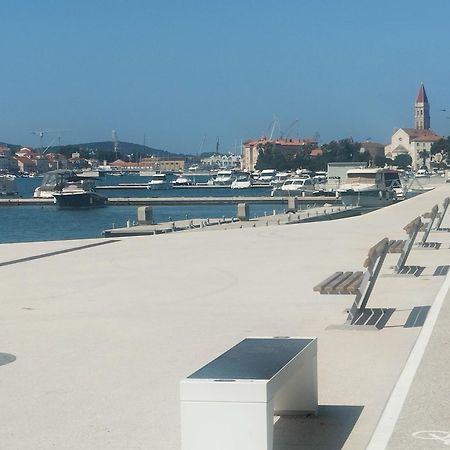 Appartement La Petit à Trogir Extérieur photo