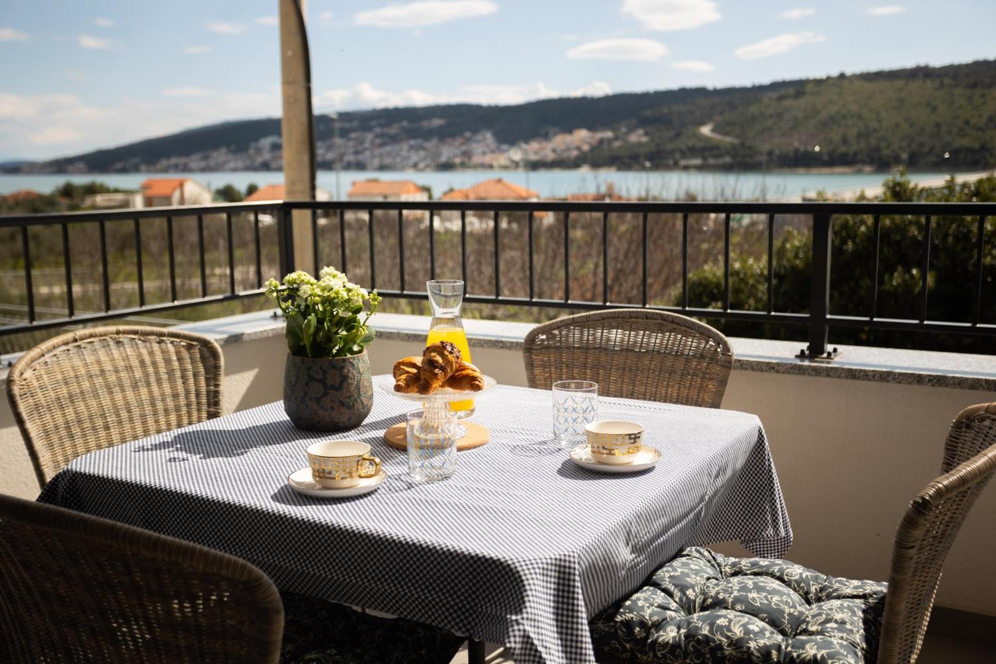 Appartement La Petit à Trogir Extérieur photo