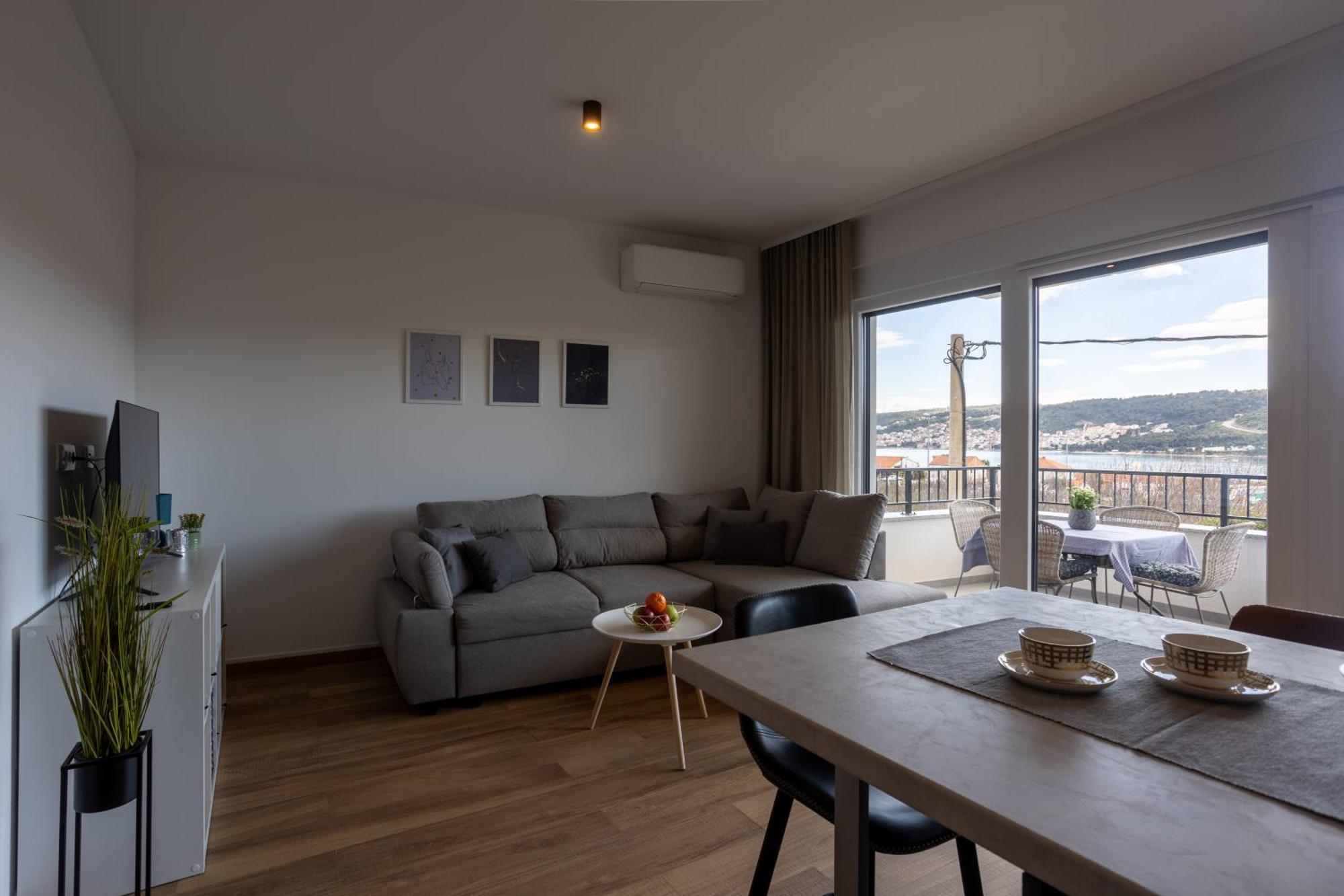 Appartement La Petit à Trogir Extérieur photo
