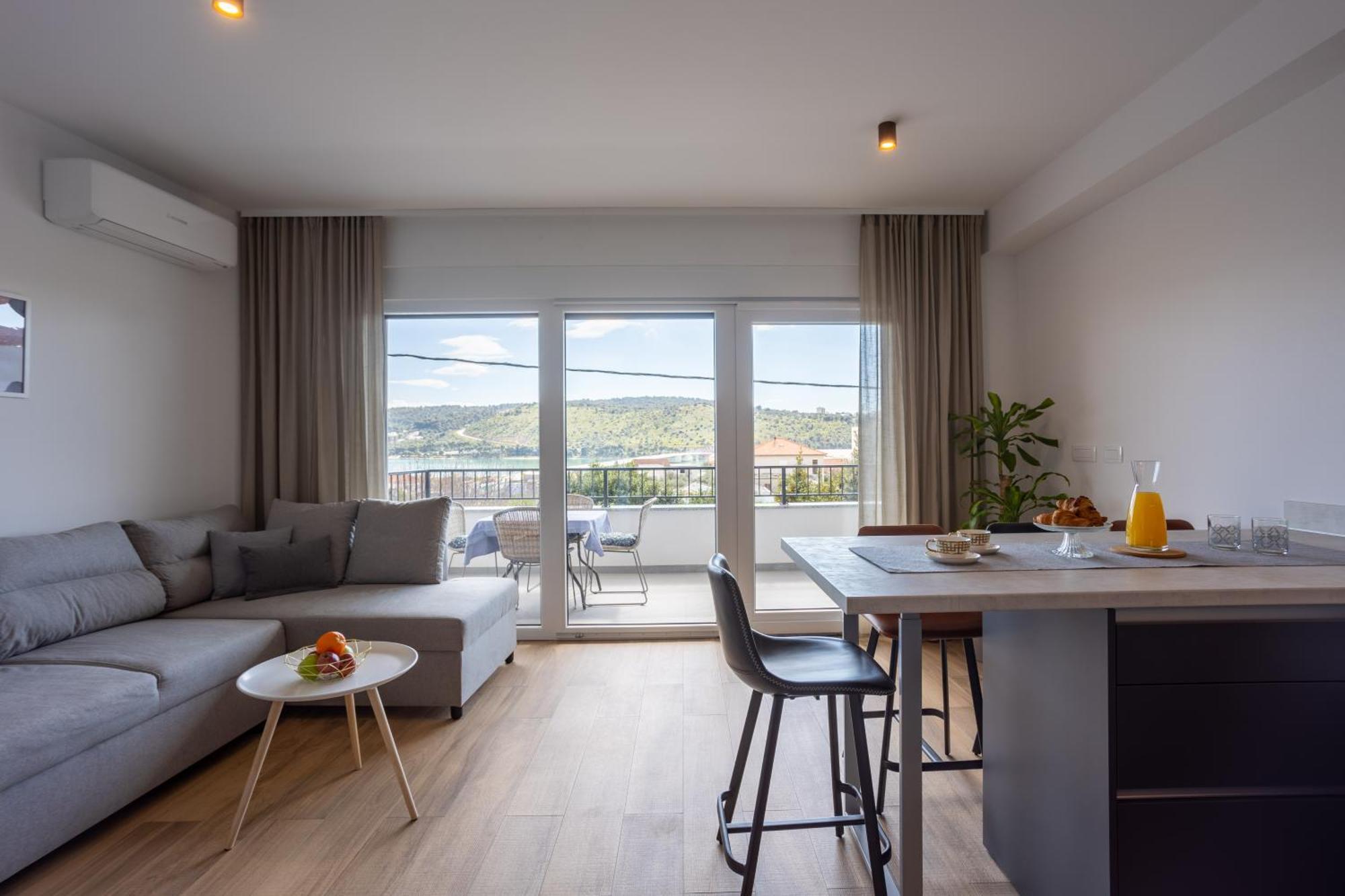 Appartement La Petit à Trogir Extérieur photo