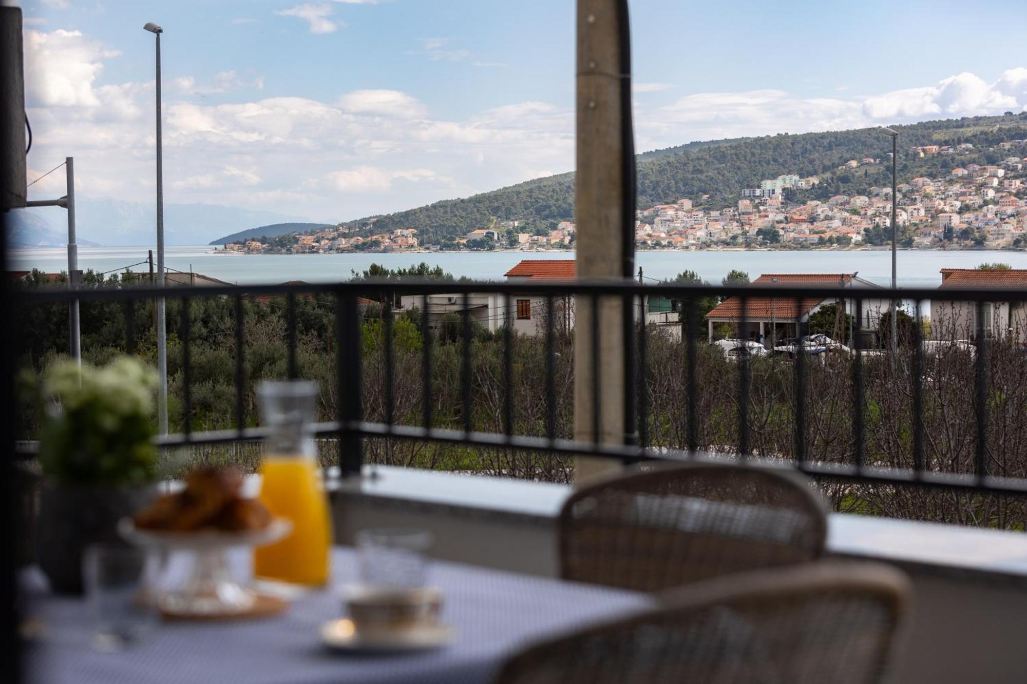Appartement La Petit à Trogir Extérieur photo